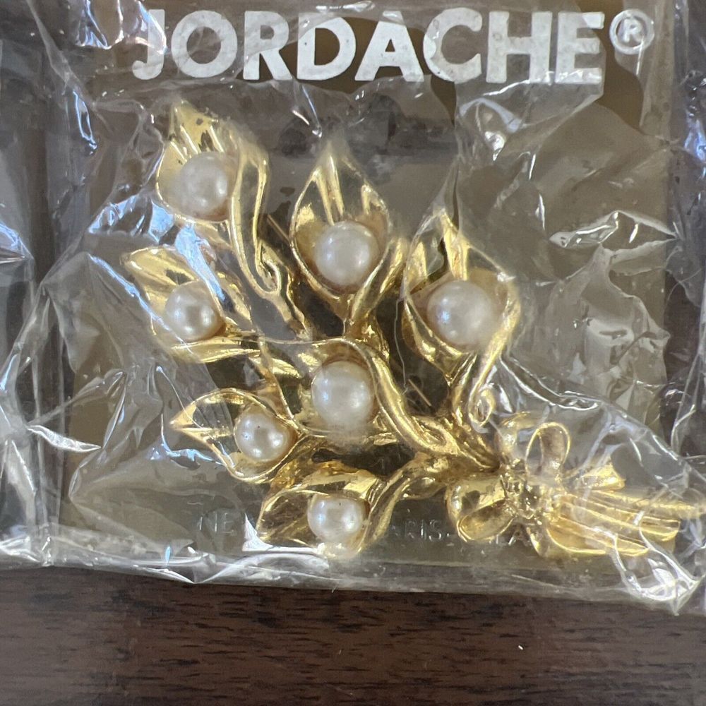 VTG Gold Pearl Floral Bouquet Brooch Pin Jordache NOS Cottage Core Y2K Jewelry